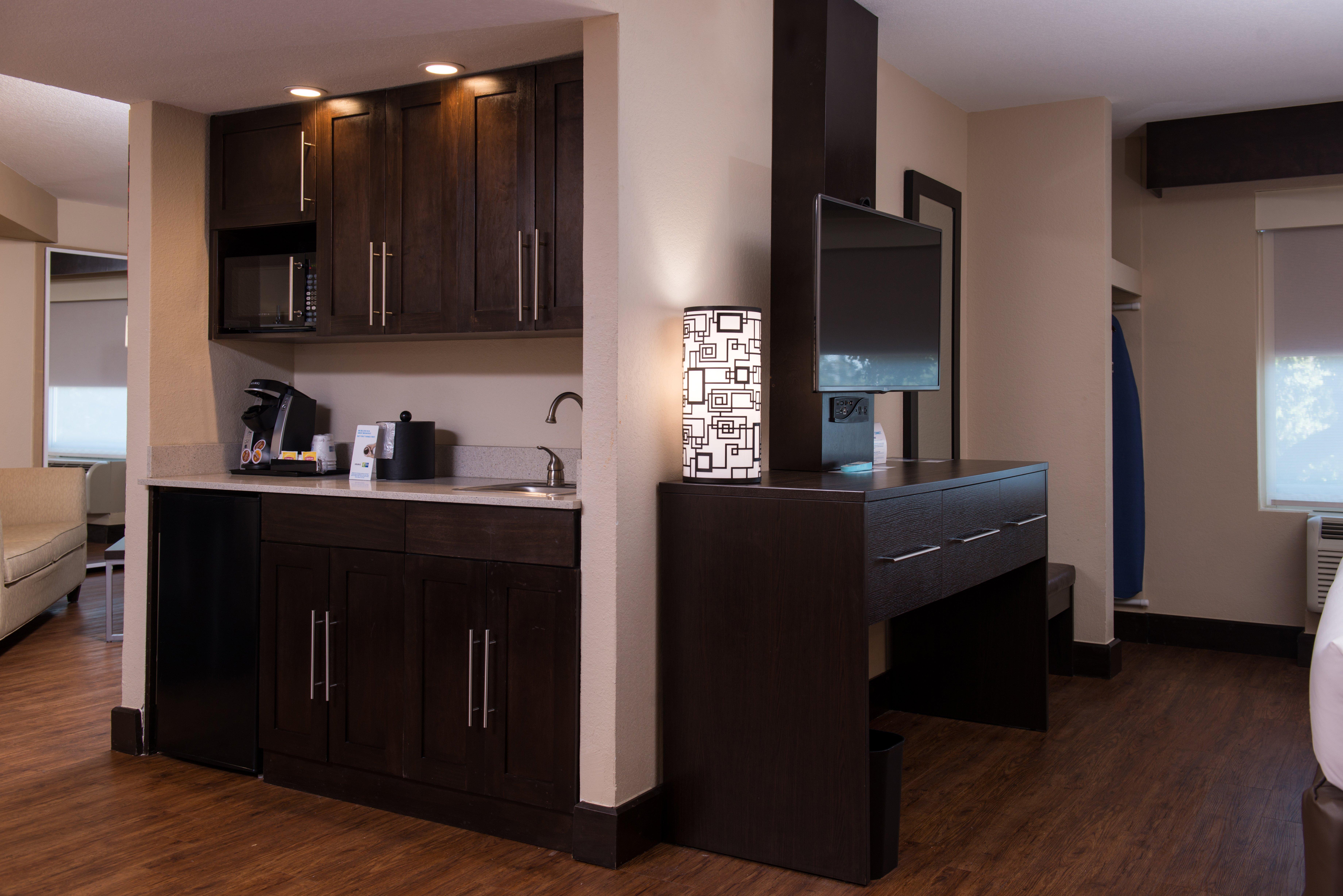 Holiday Inn Express & Suites San Antonio Medical - Six Flags By Ihg Exteriör bild