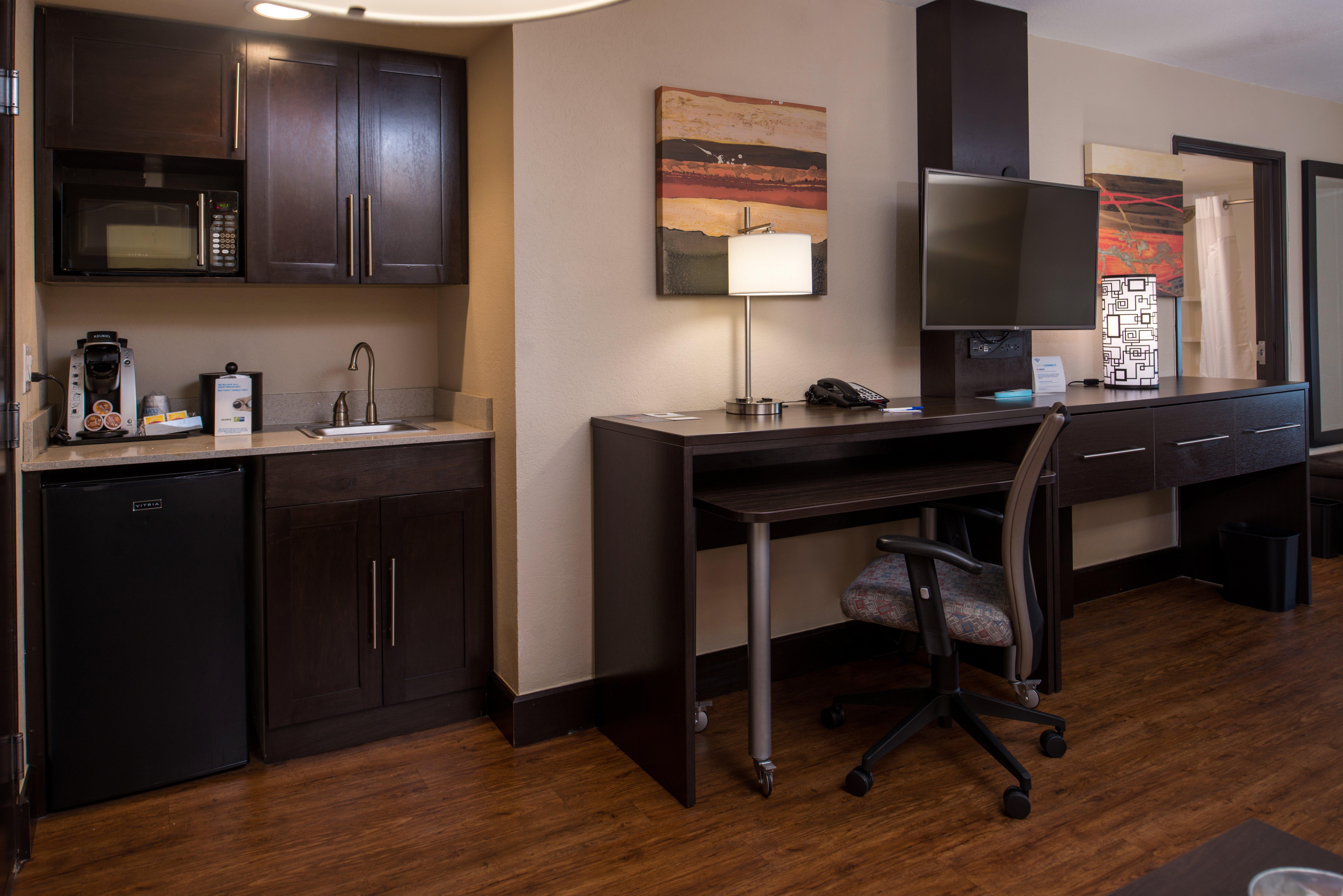 Holiday Inn Express & Suites San Antonio Medical - Six Flags By Ihg Exteriör bild